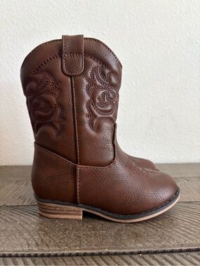 Cat & Jack Brown Embroidered Kids Western Boots